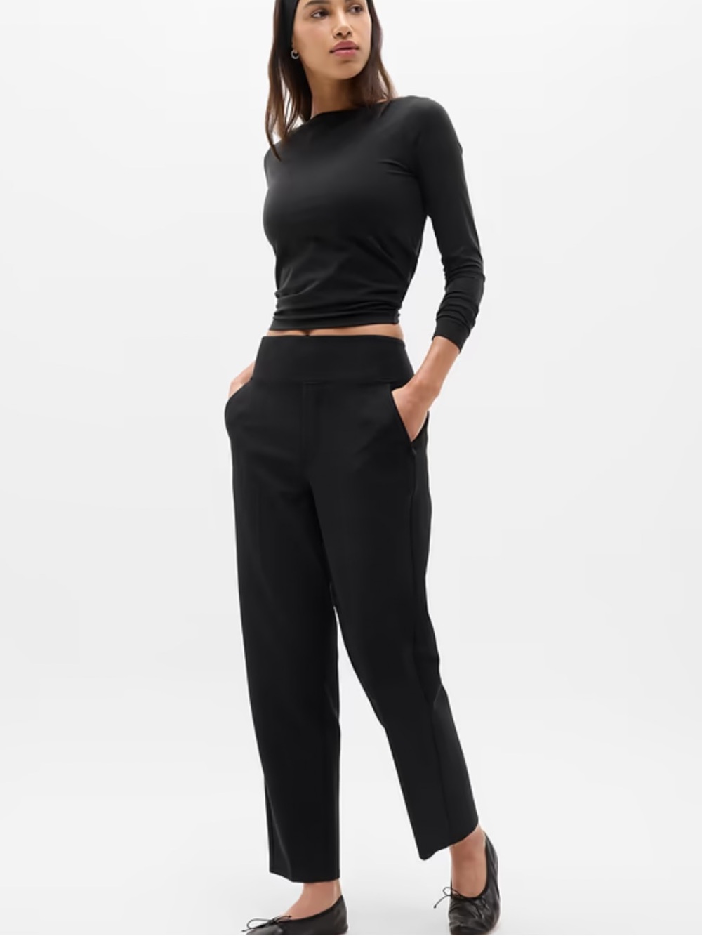 ATHLETA Endless High Rise Pant in Black size 6 Straight Tapered Leg Athleisure